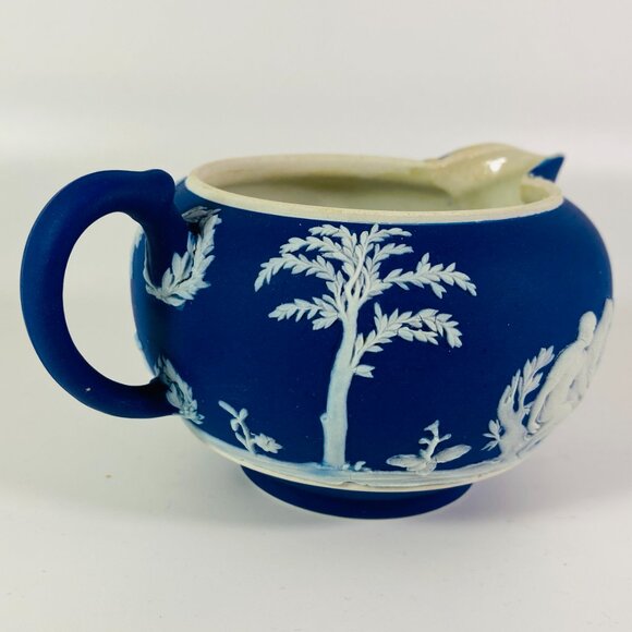 RARE !! Vintage Wedgwood Cobalt Blue Jasperware Creamer and Sugar Bowl - Picture 7 of 12